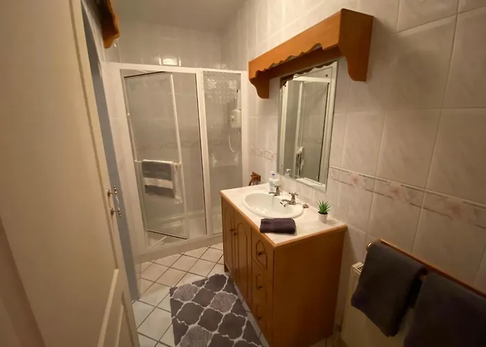 Charming On The Outskirts Of 戈尔韦